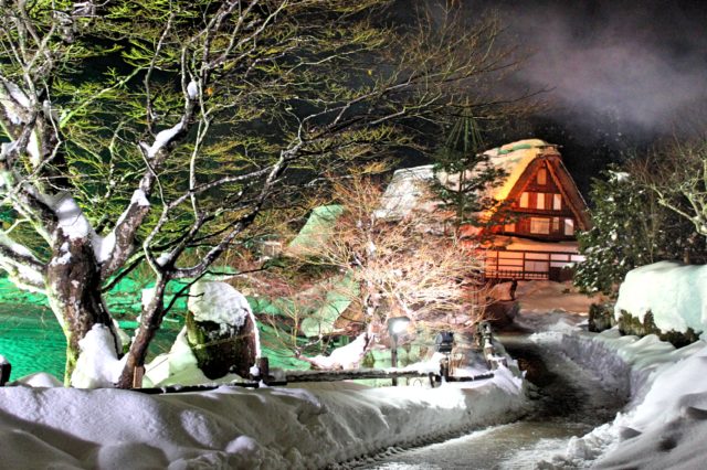Hida-Takayama: Scenic Winter Exploration in the Japanese Alps