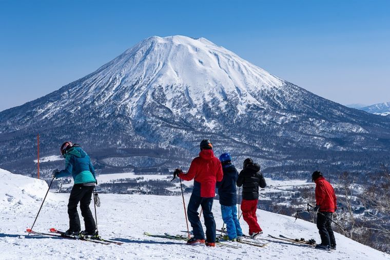 Top 10 Ski Resorts in Hokkaido | Best Resorts with an Onsen