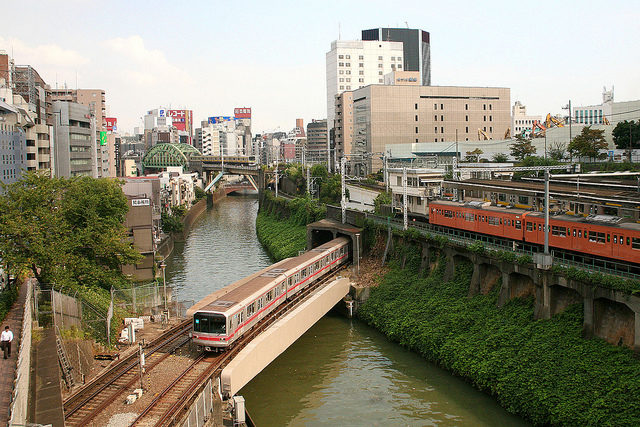 tokyo train